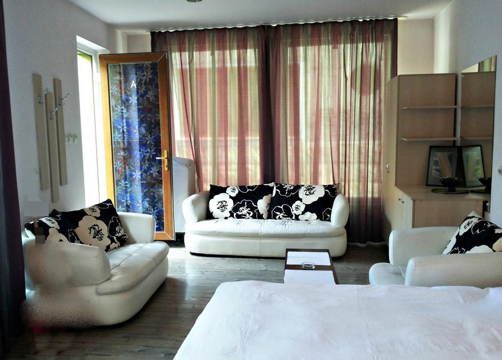 Lucas 10 Apartments Kluż-Napoka Zewnętrze zdjęcie