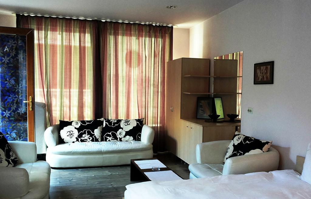 Lucas 10 Apartments Kluż-Napoka Zewnętrze zdjęcie