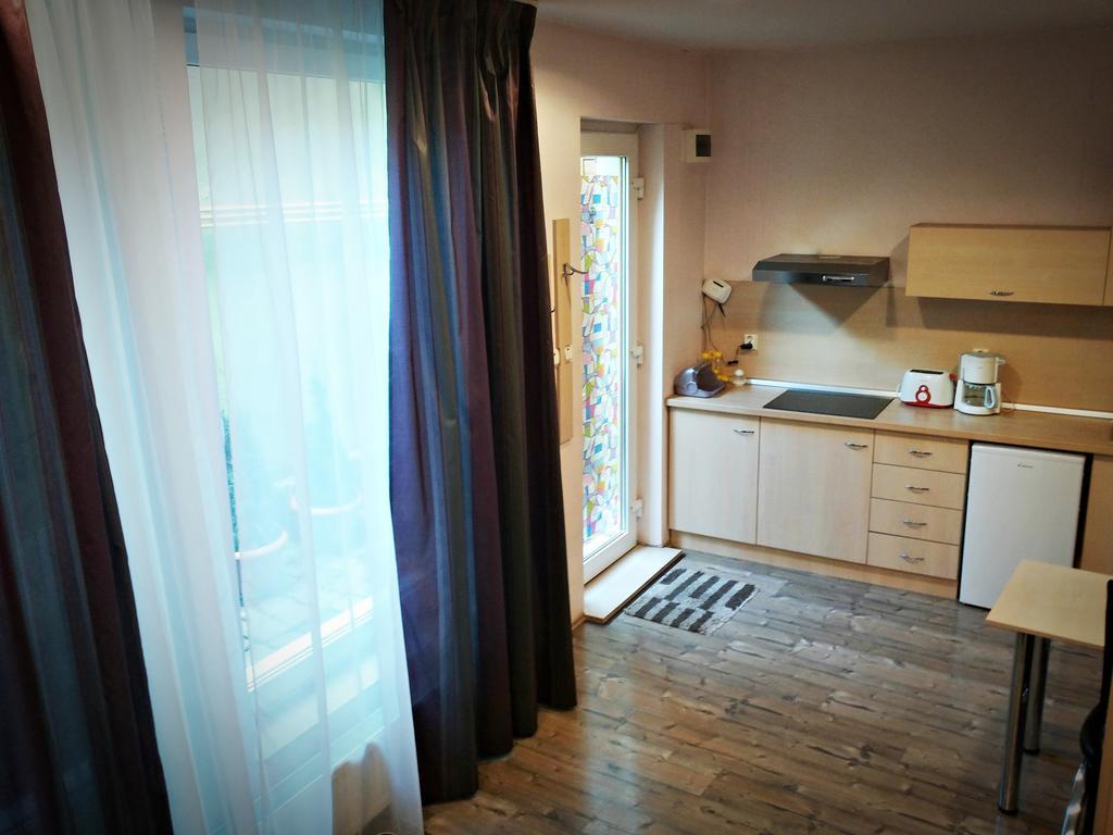 Lucas 10 Apartments Kluż-Napoka Zewnętrze zdjęcie